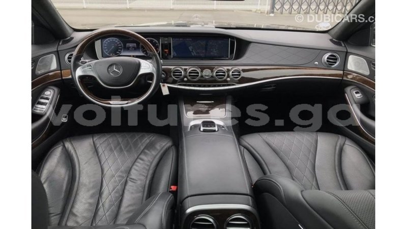 Big with watermark mercedes benz 190 estuary import dubai 5887