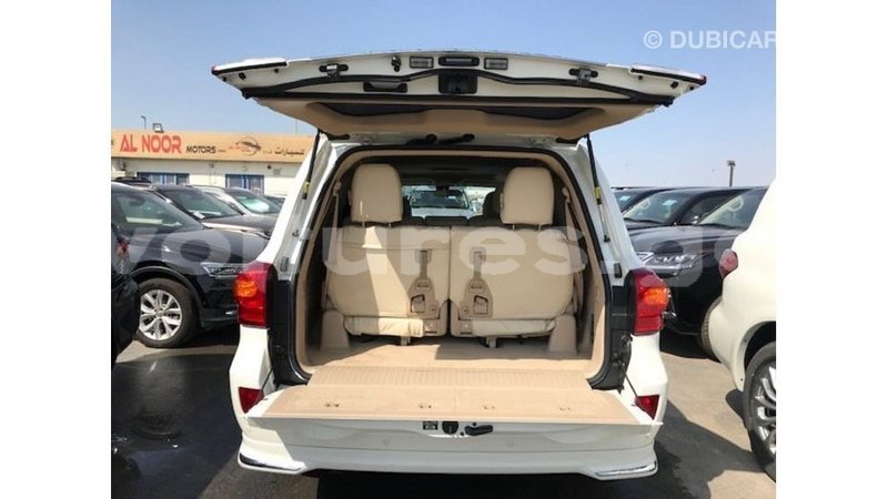 Big with watermark toyota land cruiser estuary import dubai 5888