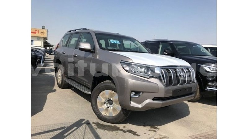 Big with watermark toyota prado estuary import dubai 5889