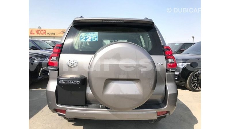 Big with watermark toyota prado estuary import dubai 5889