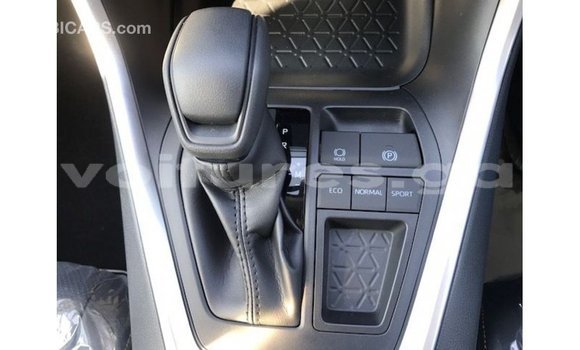 Sayi Imported Toyota HiAce Sauran Babbar mota in Import - Dubai a estuary Sayi Imported Toyota HiAce Sauran Babbar mota in Import - Dubai a estuary