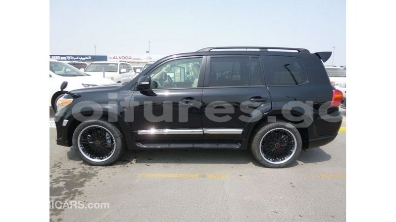 Big with watermark toyota land cruiser estuary import dubai 5899