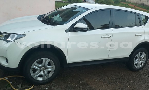 Buy Used Toyota RAV4 White Car in Libreville in Estuary Buy Used Toyota RAV4 White Car in Libreville in Estuary