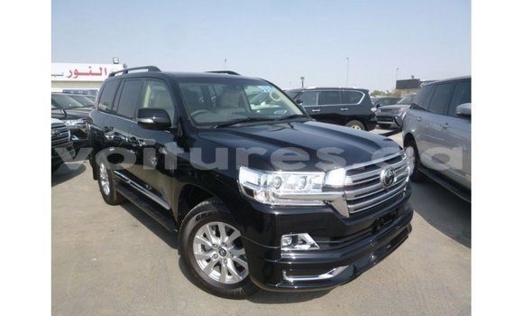 Acheter Import Voiture Toyota Land Cruiser Noir à Import - Dubai, Estuaire Acheter Import Voiture Toyota Land Cruiser Noir à Import - Dubai, Estuaire