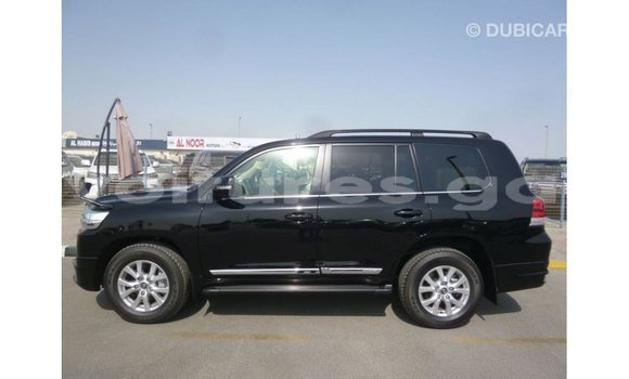 Acheter Import Voiture Toyota Land Cruiser Noir à Import - Dubai, Estuaire Acheter Import Voiture Toyota Land Cruiser Noir à Import - Dubai, Estuaire