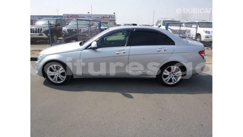 Big with watermark mercedes benz 200 estuary import dubai 5907