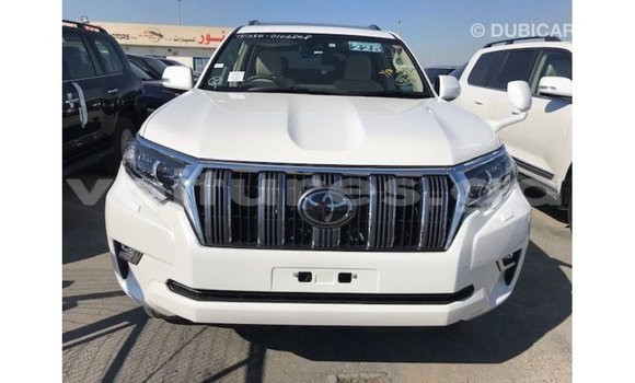Acheter Import Voiture Toyota Prado Blanc à Import - Dubai, Estuaire Acheter Import Voiture Toyota Prado Blanc à Import - Dubai, Estuaire