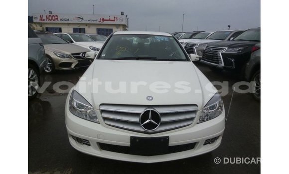 Buy Import Mercedes-Benz 200 White Car in Import - Dubai in Estuary Buy Import Mercedes-Benz 200 White Car in Import - Dubai in Estuary