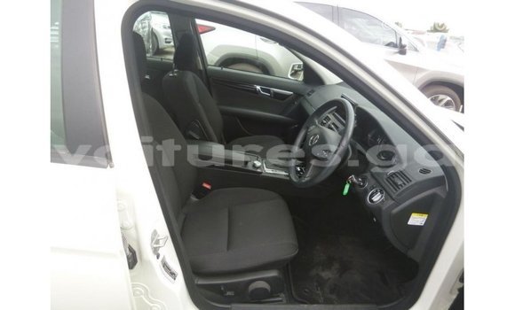 Buy Import Mercedes-Benz 200 White Car in Import - Dubai in Estuary Buy Import Mercedes-Benz 200 White Car in Import - Dubai in Estuary