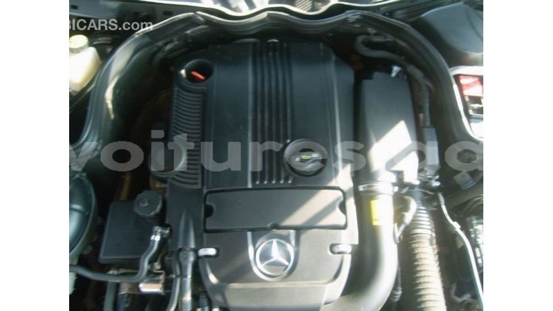 Big with watermark mercedes benz 250 estuary import dubai 5917