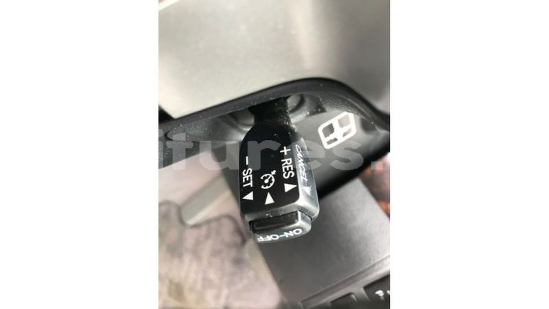 Big with watermark toyota land cruiser estuary import dubai 5920