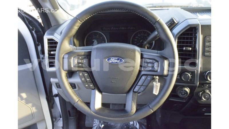 Big with watermark ford club wagon estuaire import dubai 5921