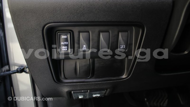 Big with watermark renault koleos estuaire import dubai 5922