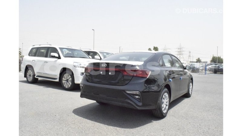 Big with watermark kia cerato estuary import dubai 5923