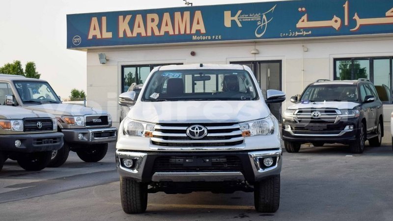 Big with watermark toyota hilux estuaire import dubai 5926