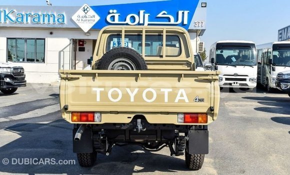 Acheter Import Voiture Toyota Land Cruiser Beige à Import - Dubai, Estuaire Acheter Import Voiture Toyota Land Cruiser Beige à Import - Dubai, Estuaire