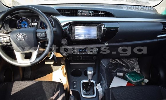 Acheter Import Voiture Toyota Hilux Autre à Import - Dubai, Estuaire Acheter Import Voiture Toyota Hilux Autre à Import - Dubai, Estuaire