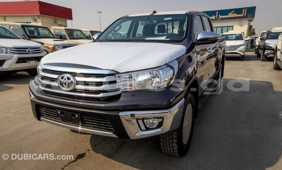 Acheter Import Voiture Toyota Hilux Noir à Import - Dubai, Estuaire Acheter Import Voiture Toyota Hilux Noir à Import - Dubai, Estuaire