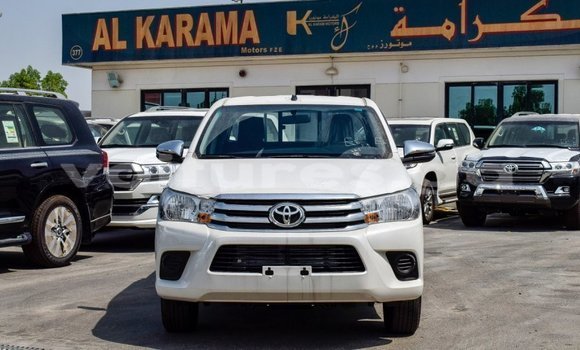 Acheter Import Voiture Toyota Hilux Blanc à Import - Dubai, Estuaire Acheter Import Voiture Toyota Hilux Blanc à Import - Dubai, Estuaire