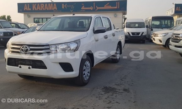 Acheter Import Voiture Toyota Hilux Blanc à Import - Dubai, Estuaire Acheter Import Voiture Toyota Hilux Blanc à Import - Dubai, Estuaire