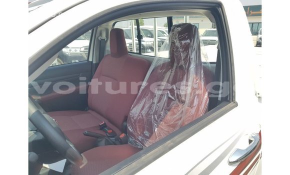 Buy Import Toyota Hilux White Car in Import - Dubai in Estuary Buy Import Toyota Hilux White Car in Import - Dubai in Estuary
