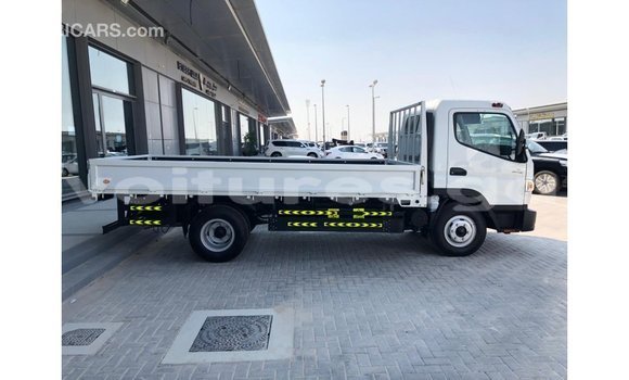 Sayi Imported Mitsubishi L400 White Babbar mota in Import - Dubai a estuary Sayi Imported Mitsubishi L400 White Babbar mota in Import - Dubai a estuary
