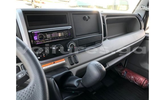 Sayi Imported Mitsubishi L400 White Babbar mota in Import - Dubai a estuary Sayi Imported Mitsubishi L400 White Babbar mota in Import - Dubai a estuary