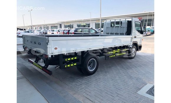 Sayi Imported Mitsubishi L400 White Babbar mota in Import - Dubai a estuary Sayi Imported Mitsubishi L400 White Babbar mota in Import - Dubai a estuary