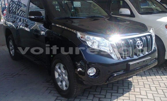 Sayi Na hannu Toyota Land Cruiser Black Mota in Libreville a estuary Sayi Na hannu Toyota Land Cruiser Black Mota in Libreville a estuary