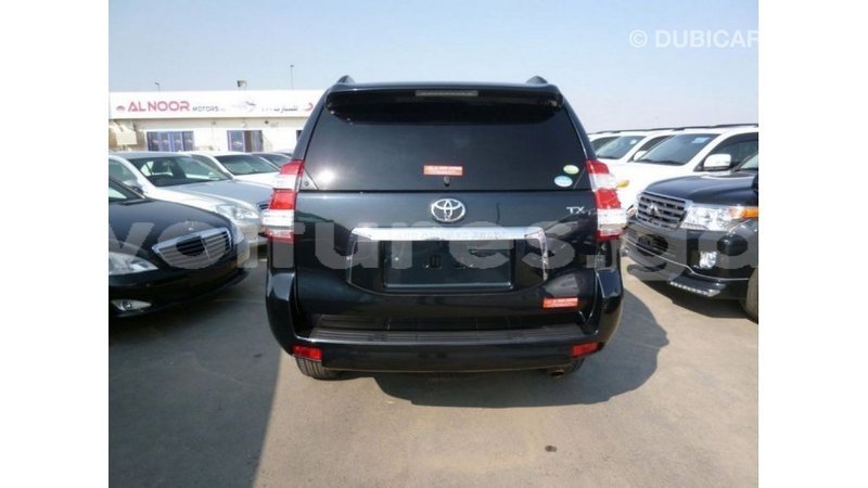 Big with watermark toyota prado estuaire import dubai 5960