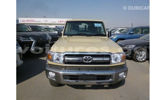 Buy Import Toyota Land Cruiser Beige Car in Import - Dubai in Estuary Buy Import Toyota Land Cruiser Beige Car in Import - Dubai in Estuary