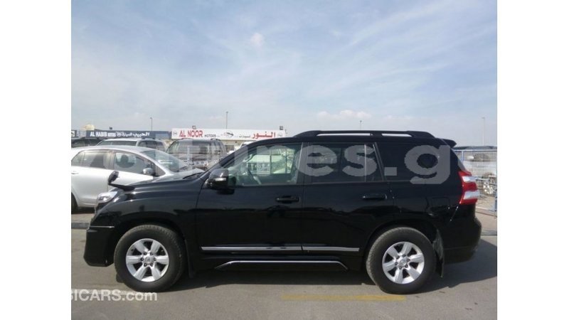 Big with watermark toyota prado estuaire import dubai 5964