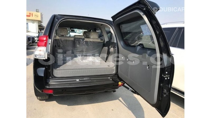 Big with watermark toyota prado estuaire import dubai 5966