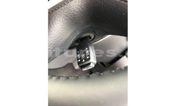 Buy Import Toyota Land Cruiser White Car in Import - Dubai in Estuary Buy Import Toyota Land Cruiser White Car in Import - Dubai in Estuary