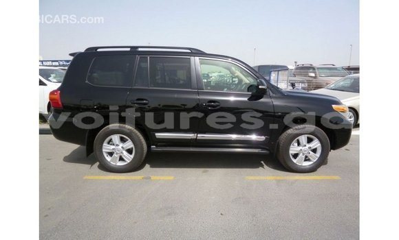 Buy Import Toyota Land Cruiser Black Car in Import - Dubai in Estuary Buy Import Toyota Land Cruiser Black Car in Import - Dubai in Estuary
