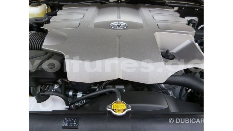 Big with watermark toyota land cruiser estuaire import dubai 5972