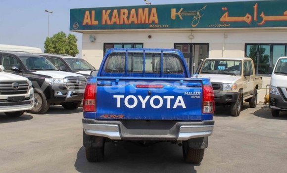 Acheter Import Voiture Toyota Hilux Bleu à Import - Dubai, Estuaire Acheter Import Voiture Toyota Hilux Bleu à Import - Dubai, Estuaire