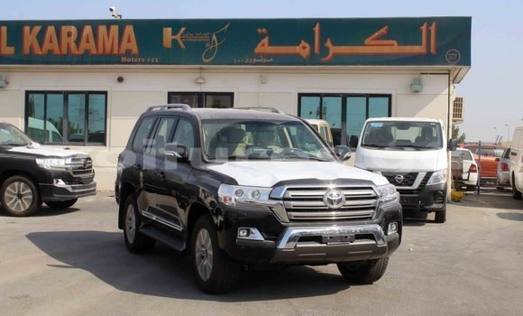Acheter Import Voiture Toyota Land Cruiser Noir à Import - Dubai, Estuaire Acheter Import Voiture Toyota Land Cruiser Noir à Import - Dubai, Estuaire