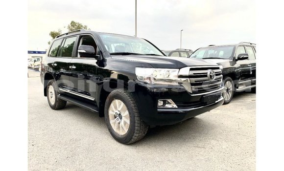 Acheter Import Voiture Toyota Land Cruiser Noir à Import - Dubai, Estuaire Acheter Import Voiture Toyota Land Cruiser Noir à Import - Dubai, Estuaire