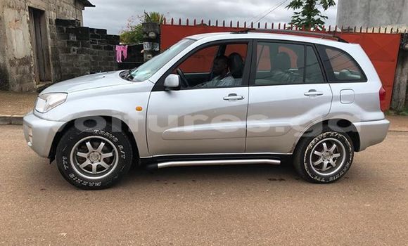 Acheter Occasion Voiture Toyota RAV4 Gris à Libreville, Estuaire Acheter Occasion Voiture Toyota RAV4 Gris à Libreville, Estuaire