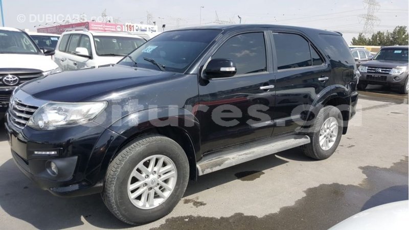 Big with watermark toyota fortuner estuaire import dubai 5988