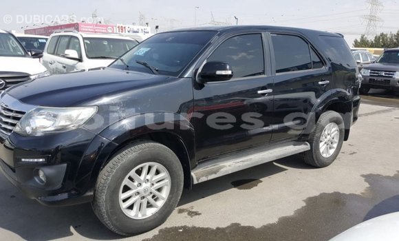 Acheter Import Voiture Toyota Fortuner Noir à Import - Dubai, Estuaire Acheter Import Voiture Toyota Fortuner Noir à Import - Dubai, Estuaire