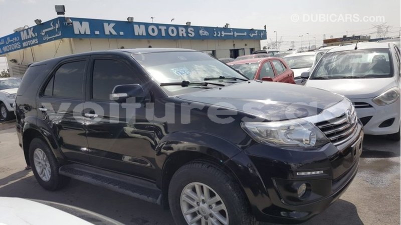 Big with watermark toyota fortuner estuaire import dubai 5988