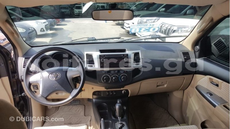 Big with watermark toyota fortuner estuaire import dubai 5988