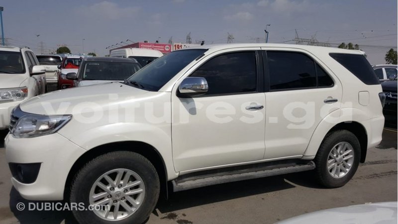 Big with watermark toyota fortuner estuaire import dubai 5991