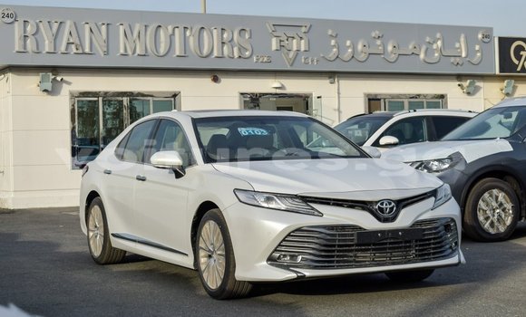 Acheter Import Voiture Toyota Camry Blanc à Import - Dubai, Estuaire Acheter Import Voiture Toyota Camry Blanc à Import - Dubai, Estuaire