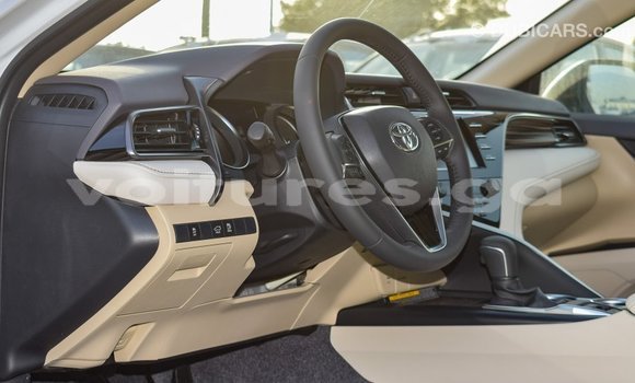 Acheter Import Voiture Toyota Camry Blanc à Import - Dubai, Estuaire Acheter Import Voiture Toyota Camry Blanc à Import - Dubai, Estuaire