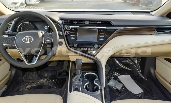 Acheter Import Voiture Toyota Camry Blanc à Import - Dubai, Estuaire Acheter Import Voiture Toyota Camry Blanc à Import - Dubai, Estuaire