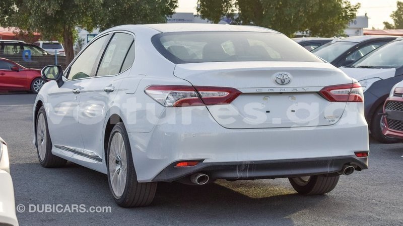 Big with watermark toyota camry estuaire import dubai 5994