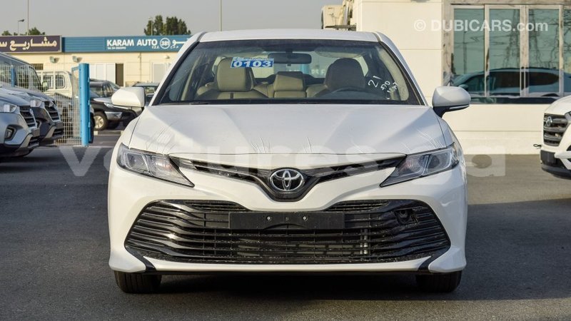 Big with watermark toyota camry estuaire import dubai 5995